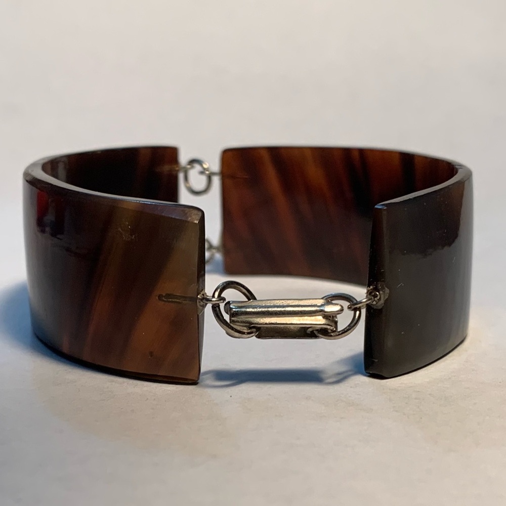New vintage tortoiseshell horn bone acrylic bracelet (lighter brown stripes)